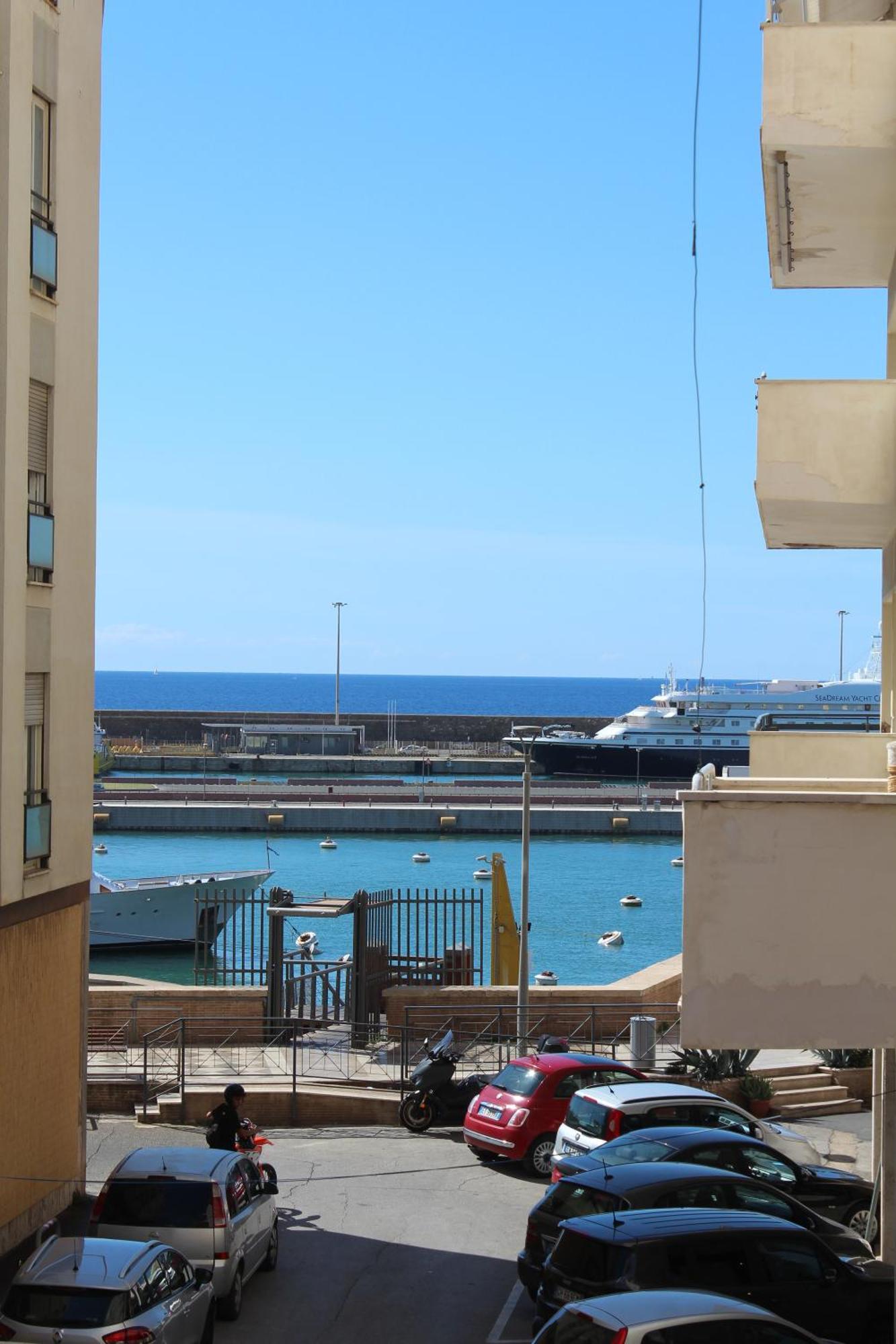 La Dolce Vita Civitavecchia Exteriör bild